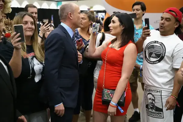 181122 laura loomer mc 938 talesgo.com
